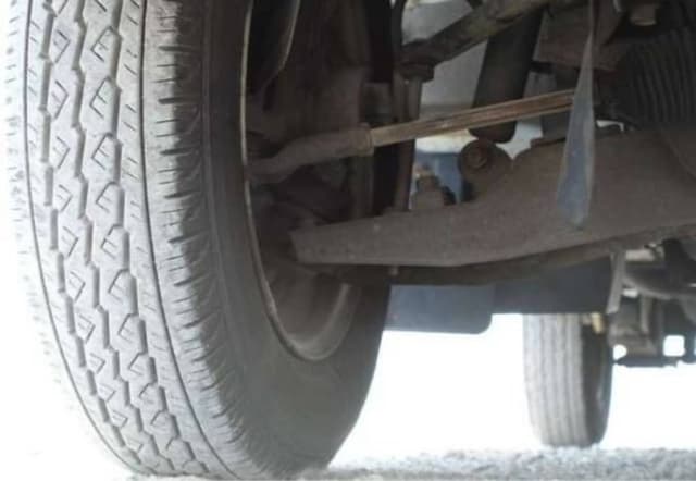 Single tire