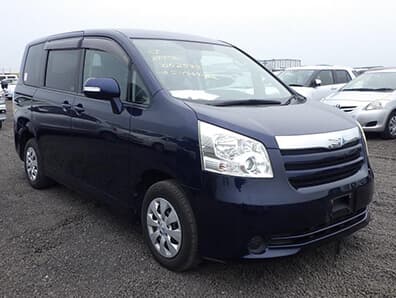 Toyota Noah ZRR