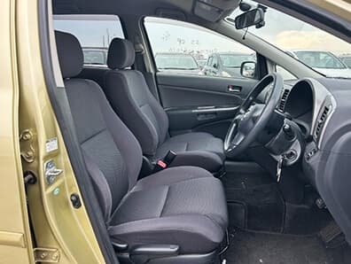 Toyota Wish First Generation Interior