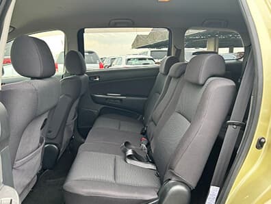Toyota Wish First Generation Interior
