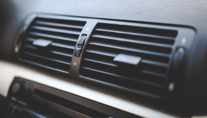 You are currently viewing Use your Car AC More Efficiently in Hot Weather!