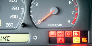 Read more about the article What are my Dashboard Warning Lights Telling me?