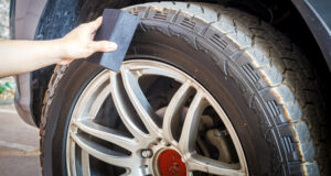 Read more about the article Easy Steps on Removing the Thick Dust from Your Wheel Brakes
