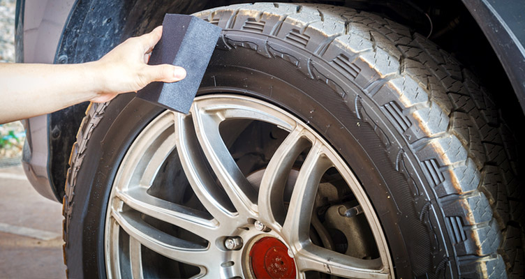 How to remove Thick Dust from Your Wheel Brakes
