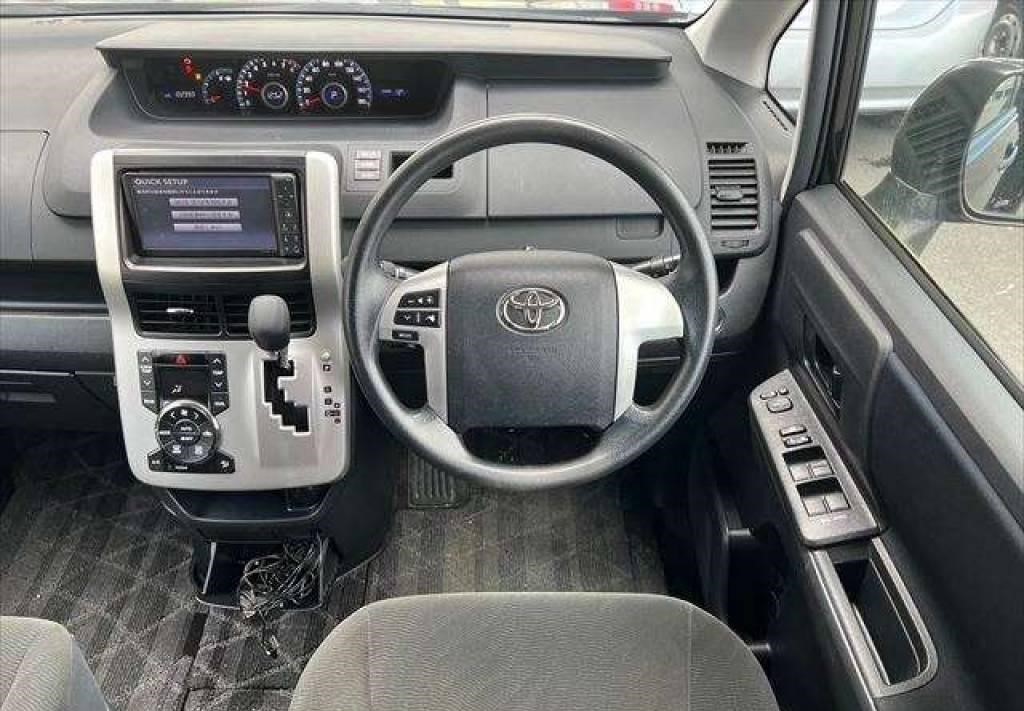 Driver's seat of the Toyota LiteAce Noah