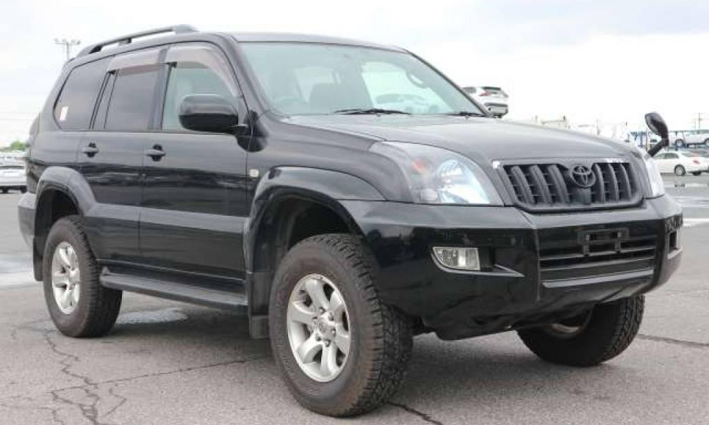 toyota land cruiser prado front view