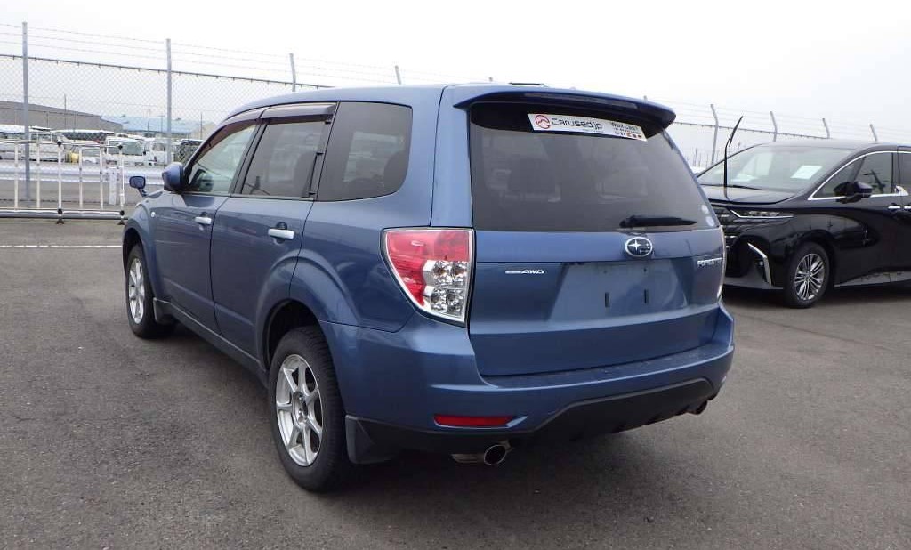 Subaru Forester backside view