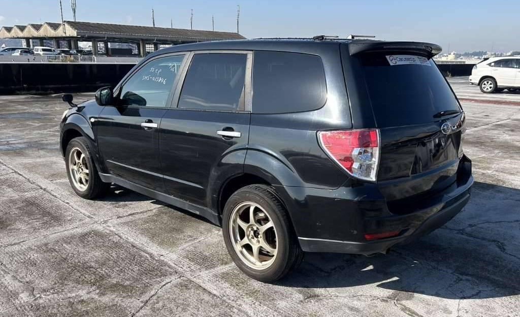 subaru forester sh5 backside view