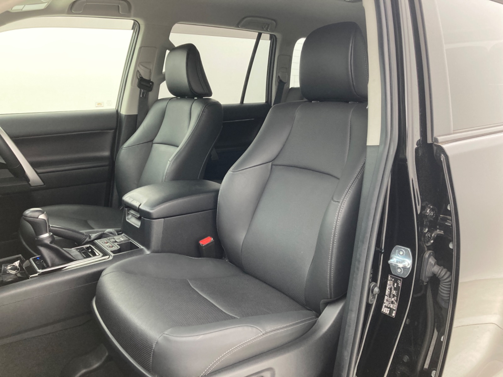 land-cruiser-prado-trj150-models-features-performances-carused-jp